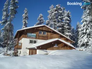 Alpenglow Bed and Breakfast