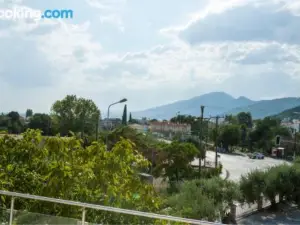 Giannis Hotel