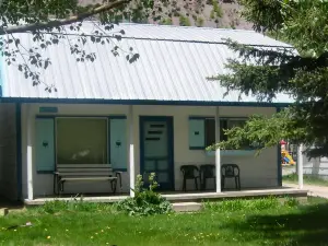 Iron Kettle Cabin Vacation Rental