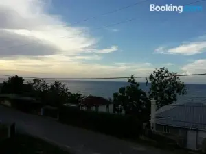 Tina's Guest House