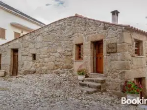 Casa Abraao by Al Belmonte