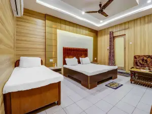 Spot on 41547 Hotel Roopam