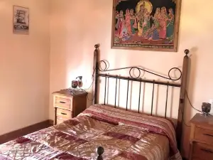 House with 2 Bedrooms in Brenes, with Terrace and Wifi