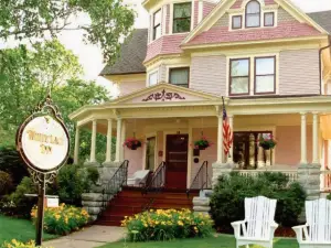 White Lace Inn
