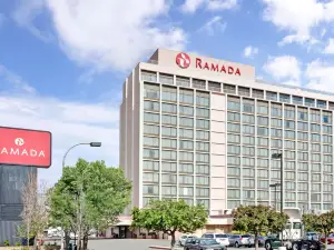 Ramada by Wyndham Reno Hotel & Casino