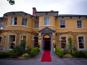 Cork's Vienna Woods Hotel & Villa's