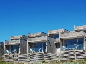 Hotel 8 Al Mar