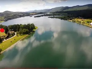 Spacious Apartment "Ana" on Lake Sabljaci