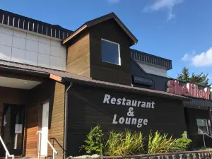 Shelikof Lodge