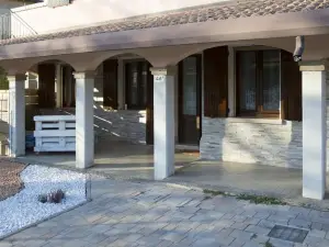 B&B Lella