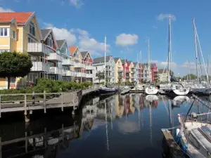 Ferienwohnungen am Yachthafen