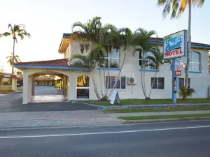 Tropic Coast Motel