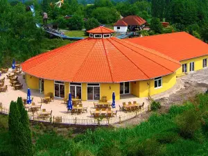 Serengeti Park Resort