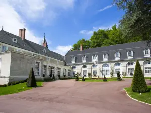 Chateau De Beauvois - La Maison Younan