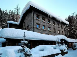 Chalet Eden Eco Hotel, Restaurant & Wellness