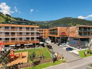 AlpenParks Hotel & Apartment Central Zell am See