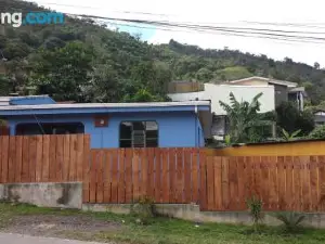 Montaña Linda Guest House Orosi