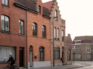 Plumer House