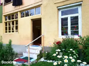 Lia Jamdeliani Guest House
