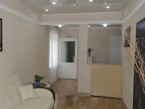 DragonFly Mini-Hotel