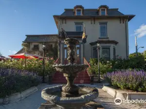 Russell Manor Bed & Breakfast