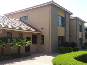 Ikaze Guest House