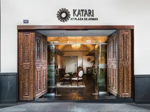 カタリ ホテル アット プラザ デ アルマス
