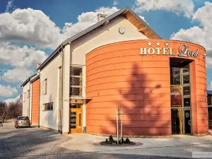 Hotel Lord Krosno