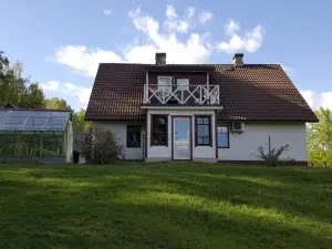 Mäe Farm