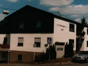 Dolfi Hotel & Restaurant