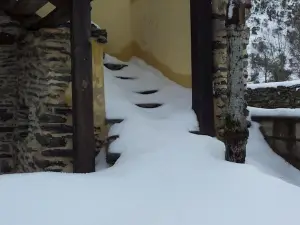 Casa Rural El Llao Y Los Fresnos - El Urogallo