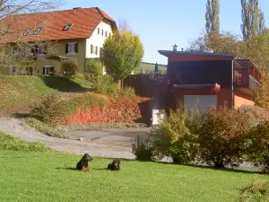 Weingut Tauss