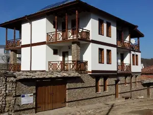 Chetrafilova Guest House