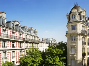 Mont Dore Hotel - Paris Batignolles