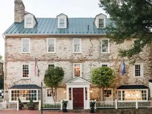 The Red Fox Inn & Tavern