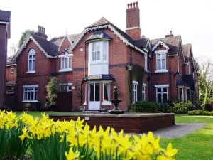 Hillscourt