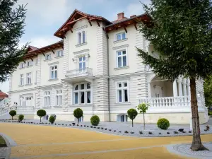Pałac Lacon