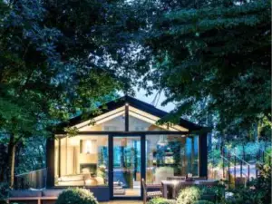Glass House & Spa - DCA Esg Sustainability Certified -