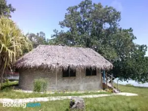 Lonnoc Beach Lodge