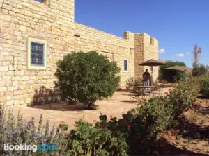 Kasbah Imini Restaurant & Hotel