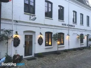 Das Kleine Hotel Schleiblick
