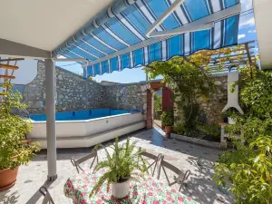 House Delfin