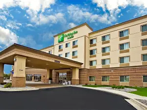 Holiday Inn & Suites Green Bay Stadium