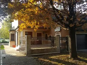 Guest House Maja