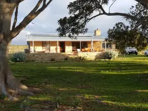 Ratcliff Cottage