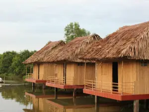 Tra Vinh Lodge