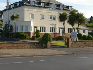 The Shorehouse