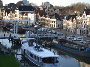 De Pelsertoren