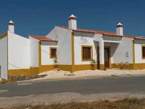 Carrapateiramar Guest House