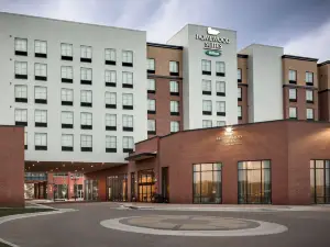 Homewood Suites by Hilton Coralville - Iowa River Landing